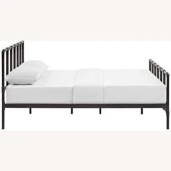 Other Industrial Queen Bed In Brown Steel Piping Frame