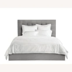 Room & Board Avery Queen Bedframe