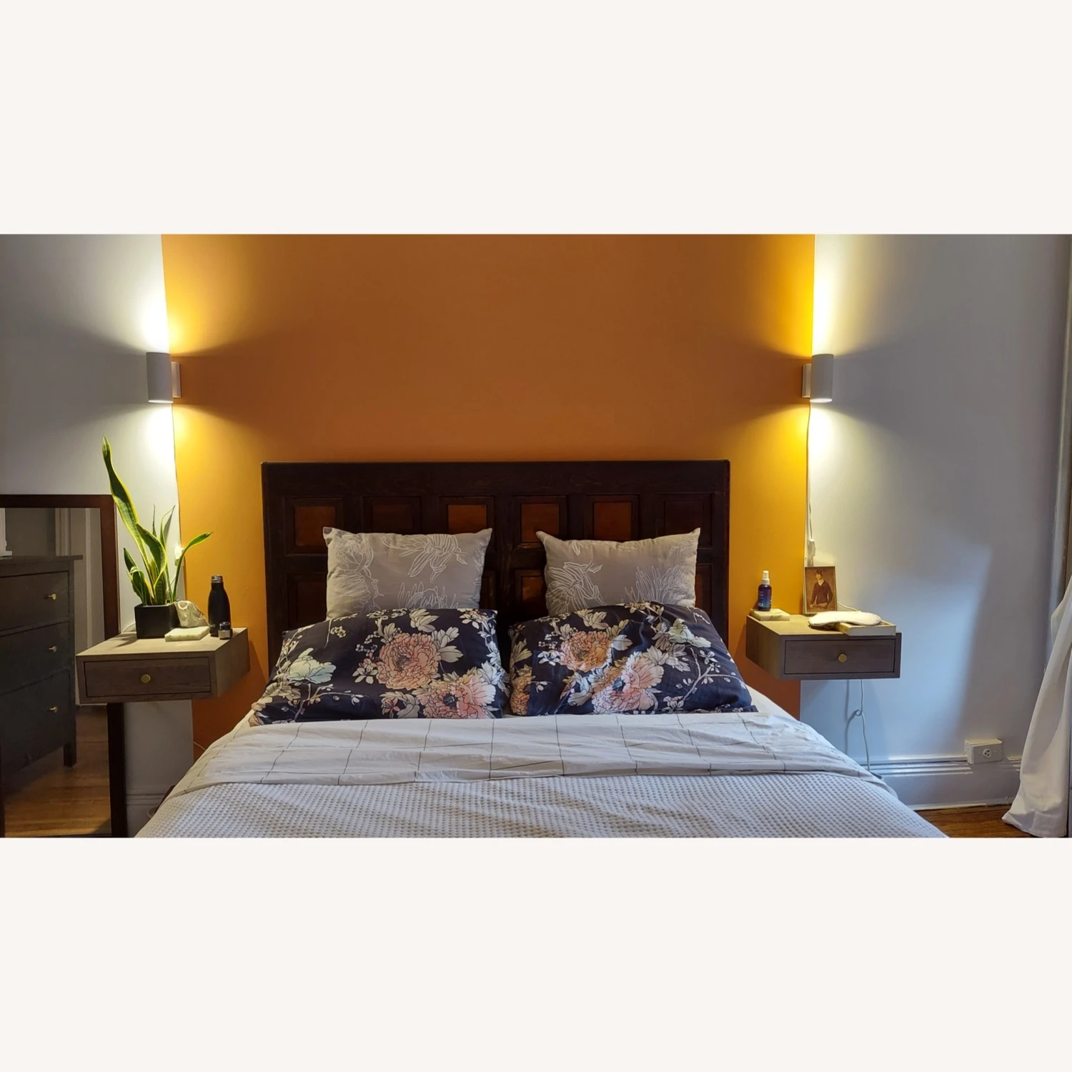 Queen Platform Bed With 2 Drawers - Image 3