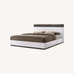 Other Queen Bed In Walnut Veneer & White Lacquer W/ LED