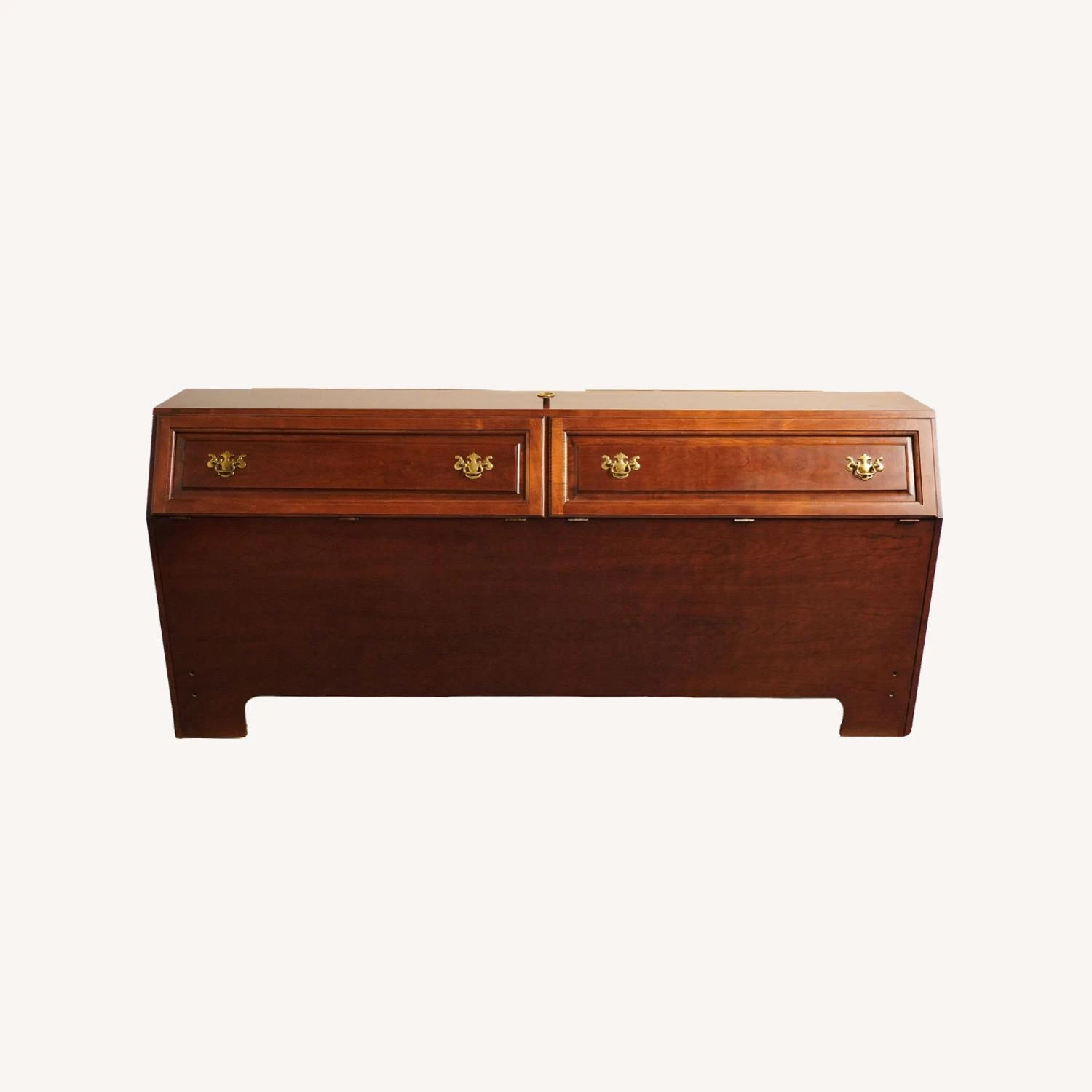Thomasville Winston Court King Storage Headboard - Image 2