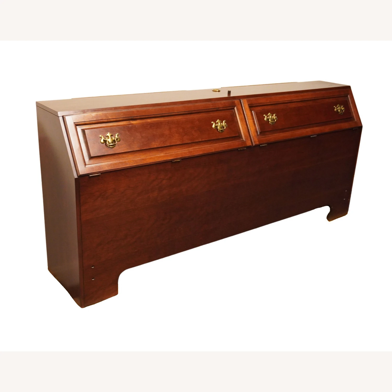 Thomasville Winston Court King Storage Headboard - Image 8