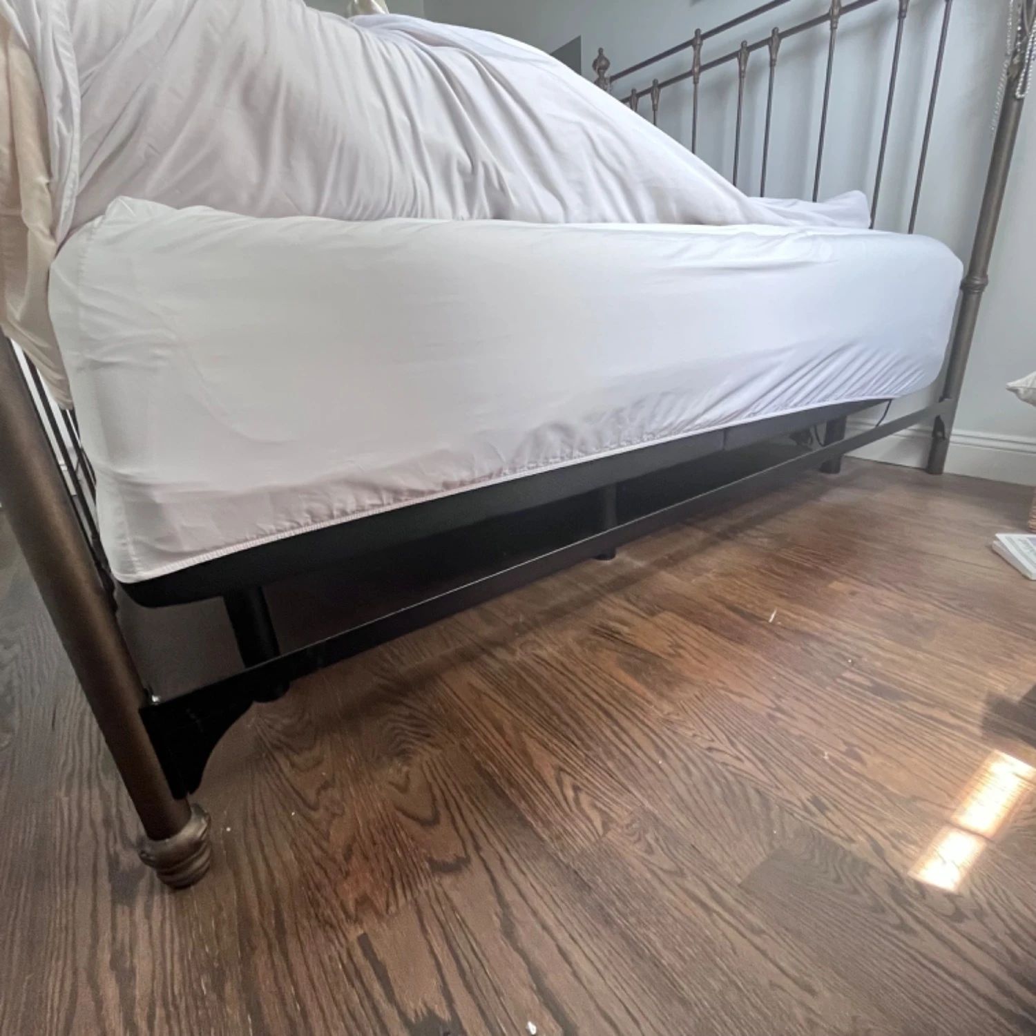 Wesley Allen Romantic Style Bed Frame - Image 18