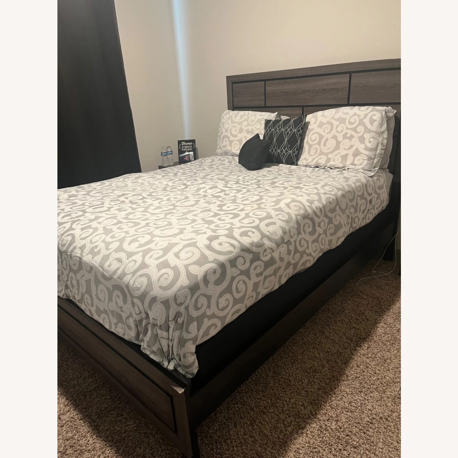 Davi Panel Bed - Image 3