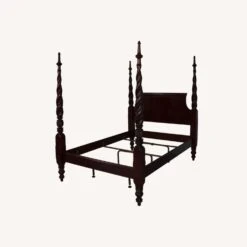 Hickory 4 Poster Mahogany Planters Bed- King