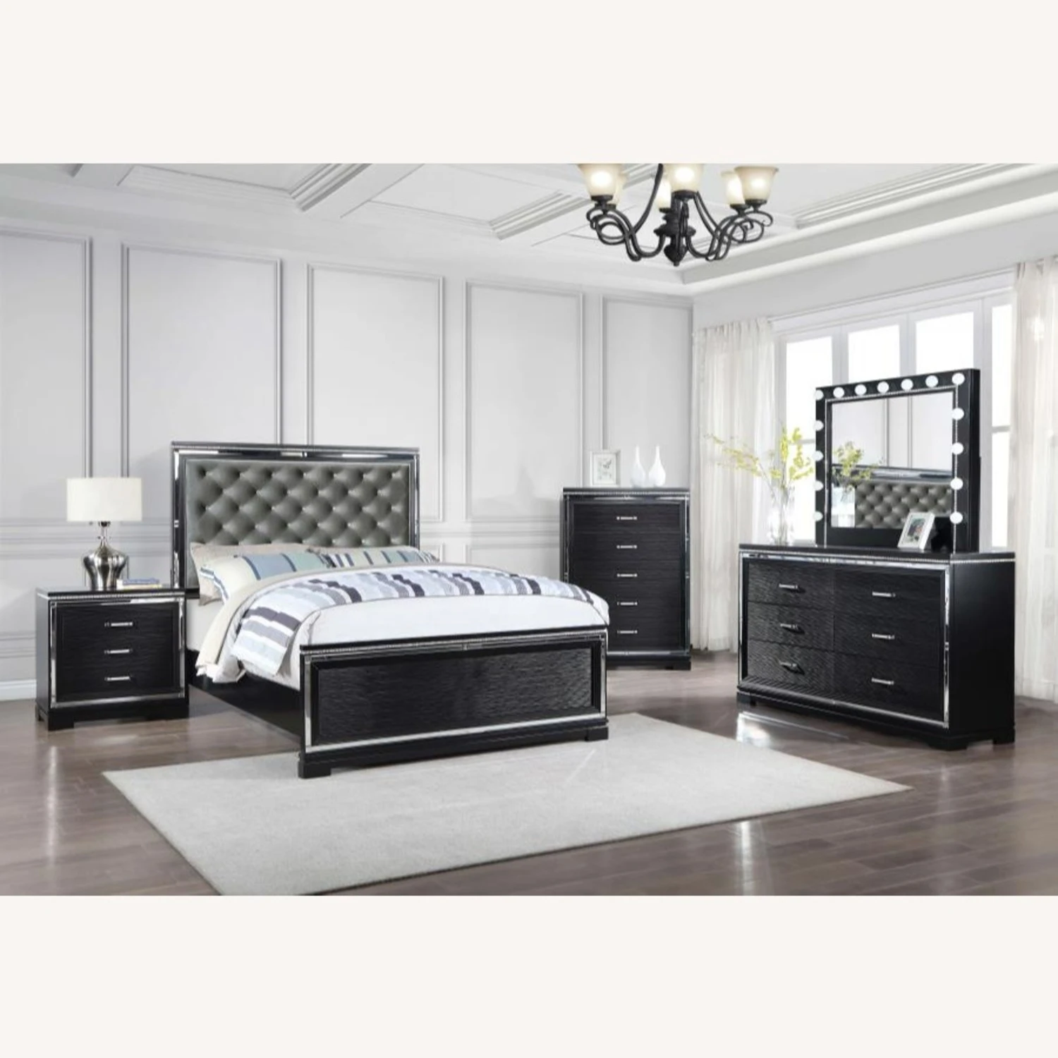 Other King Bed In Black Wood With Silver Velvet Finish - Image 9