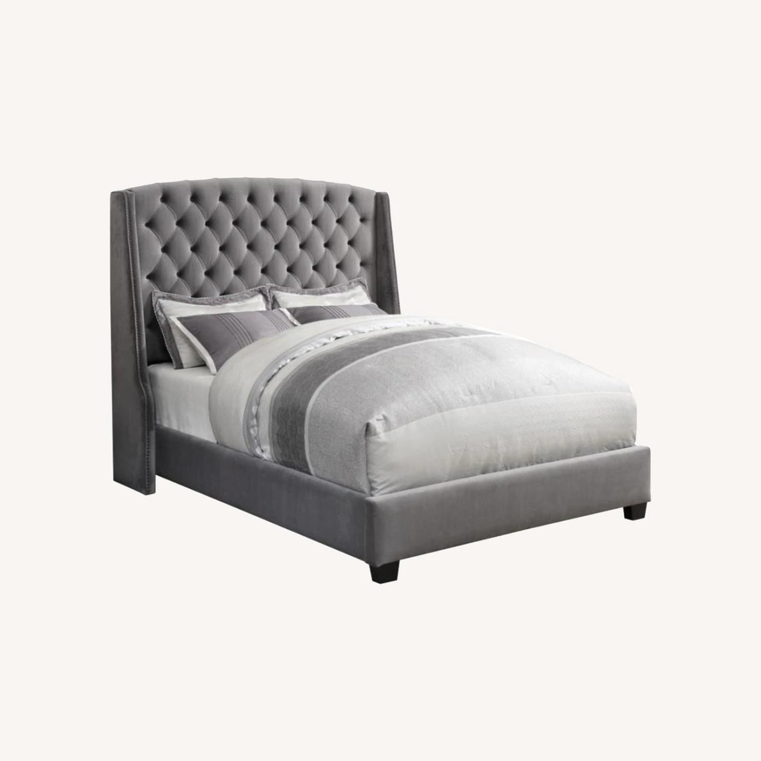 Other Full Size Upholstered Bed In Grey Velvet Fabric - Image 5